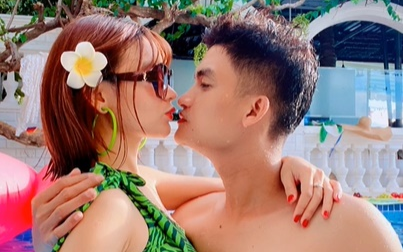 Tung ảnh tình tứ bên Mạc Văn Khoa, bạn gái hotgirl tự hỏi: 'Có chắc yêu là đây' Ảnh 2