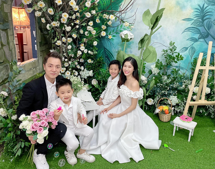 Đăng Khôi và Thủy Anh tổ chức kết hôn vào năm 2013. Hiện tại cả hai đang có cuộc sống hạnh phúc giàu sang bên 2 cậu con trai kháu khỉnh