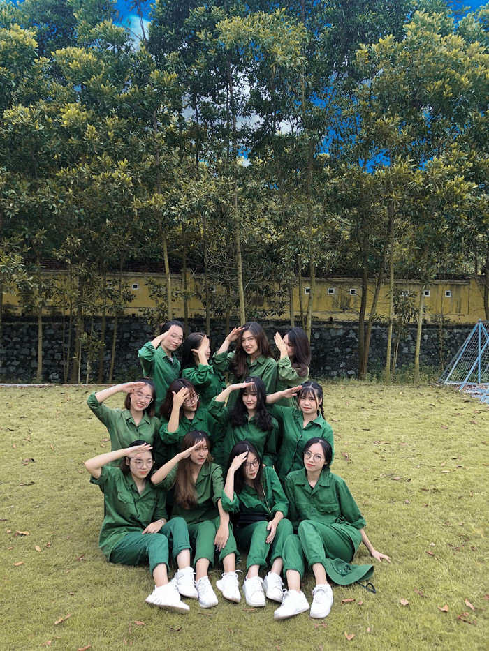 Hội bạn thân toàn 'hotgirl' xinh đẹp