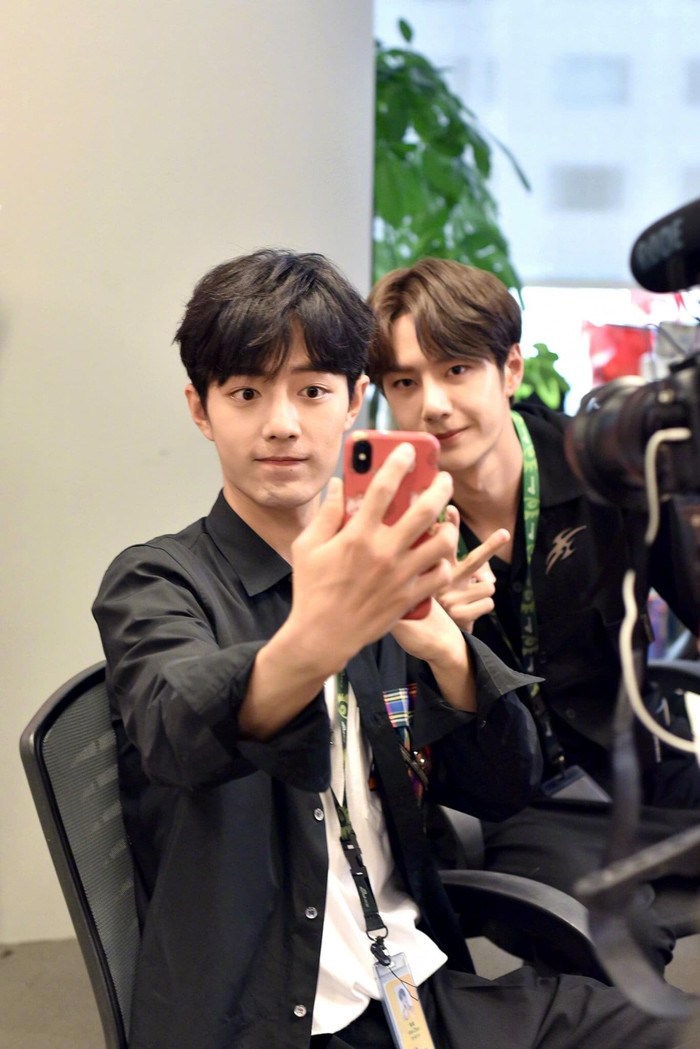 Phỏng vấn mới nhất của Vương Nhất Bác: Nước mắt lưng tròng khiến người xem đau lòng Ảnh 24