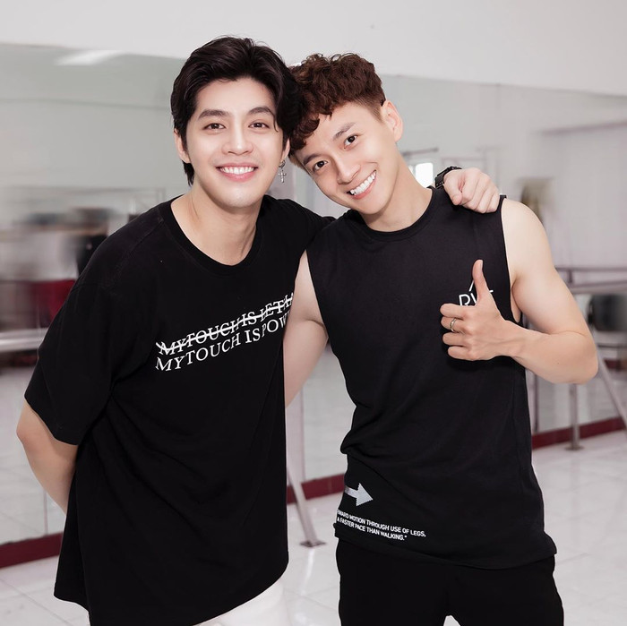 Team 'gia đình văn hoá' đi chơi vui quá, fan ở nhà ngồi nghe lại list nhạc thanh xuân mà bồi hồi xúc động Ảnh 5