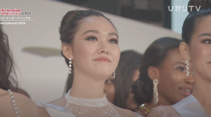 Gương mặt chất chứa nhiều tâm sự của á hậu Tường San 