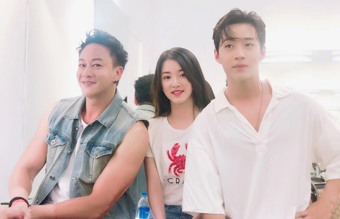 Henry Lau (Super Junior-M) khoe cơ bắp trong phim điện ảnh 'Chinh đồ' Ảnh 4