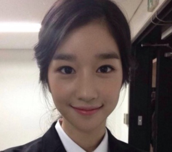 'Điên nữ' Seo Ye Ji đẹp tự nhiên từ bé, ảnh tố phẫu thuật thẩm mỹ là sao? Ảnh 20