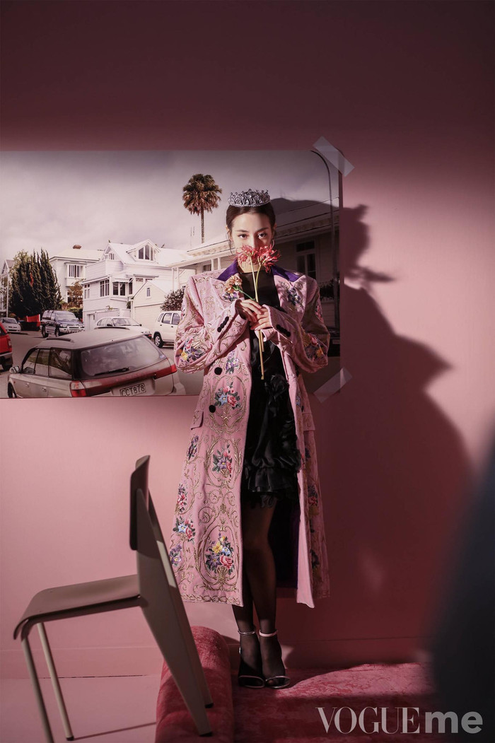 Địch Lệ Nhiệt Ba, Nhậm Gia Luân xuất hiện kinh diễm trên VogueME: Nữ như lửa, nam như băng Ảnh 7