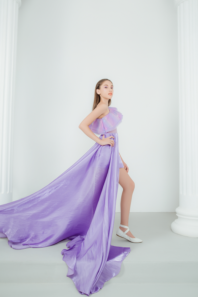 Những mẫu váy này sẽ là gợi ý cho các bà mẹ chọn lựa cho các cô con gái thiết kế đẹp nhất để mặc đi ăn tiệc sinh nhật bè bạn này