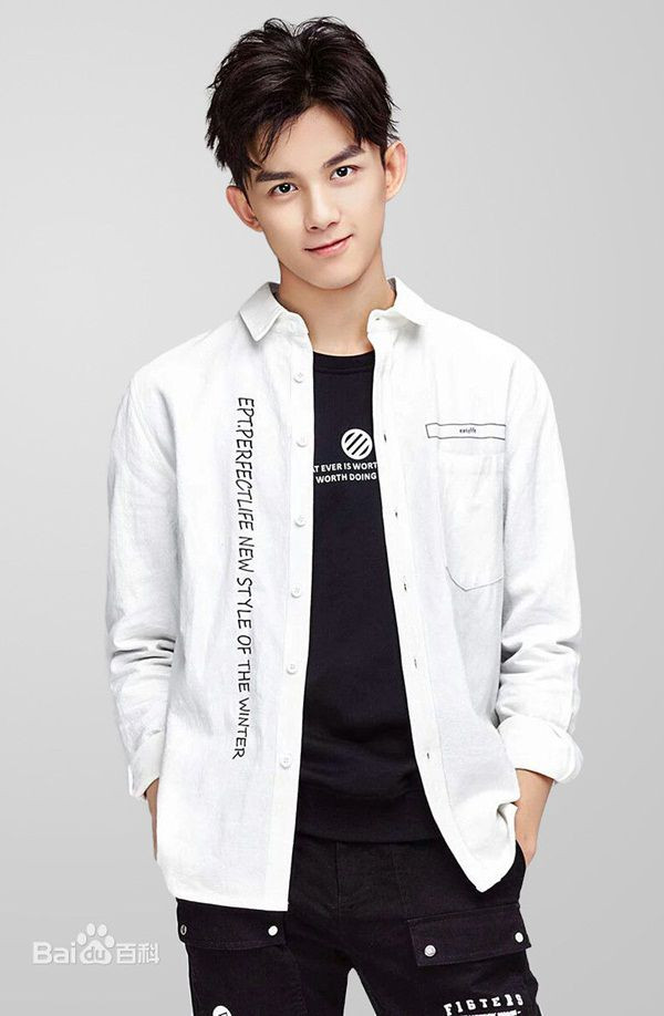 Phim đam mỹ 'Trương Công Án' của Tỉnh Bách Nhiên, Ngô Lỗi bấm máy vào tháng 8, cư dân mạng không thấy hai nam chính có chemistry Ảnh 11