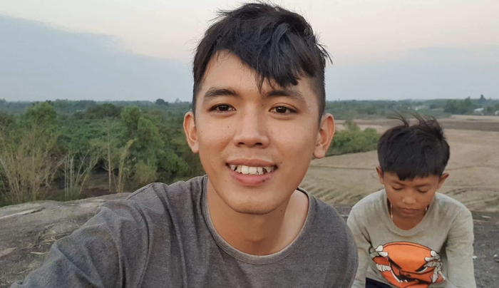 Mong muốn của Sang Vlog khi dấn thân vào lình vực YouTube là đổi đời để giúp mẹ có cuộc sống tốt hơn. (Ảnh: Sang Vlog)