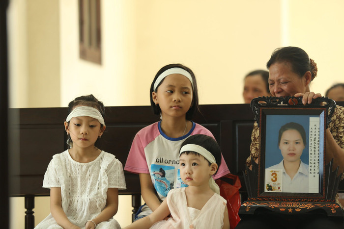 Những đứa trẻ thơ tội nghiệp...