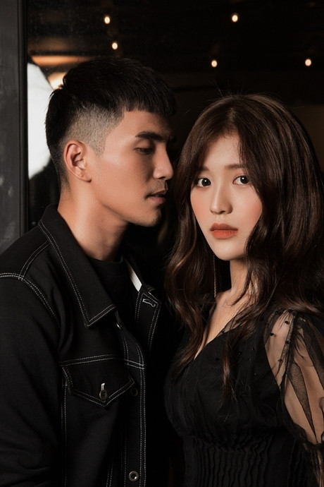 Han Sara và những màn hợp tác với trai đẹp: Tùng Maru hay JSOL là chân ái, 'ông chú' Will đối đầu 'badboy' Kay Trần Ảnh 12