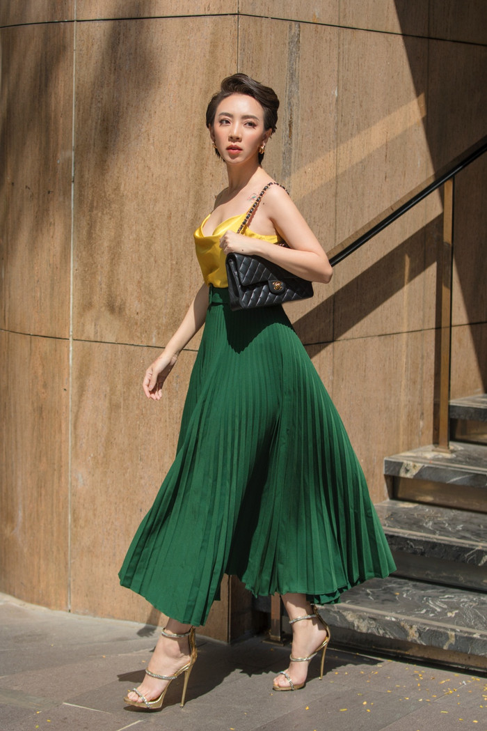 Thu Trang 'chất chơi' xuống phố, trở lại đường đua web drama cùng 'Bộ tứ oan gia' Ảnh 5