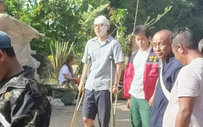 'Một chút là đến nhà': Lưu Hạo Nhiên thương tổn nặng nề, Bành Dục Sướng hóa trai quê Ảnh 2