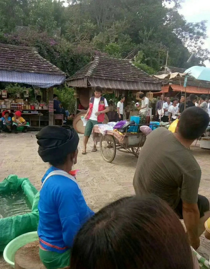 'Một chút là đến nhà': Lưu Hạo Nhiên thương tổn nặng nề, Bành Dục Sướng hóa trai quê Ảnh 13