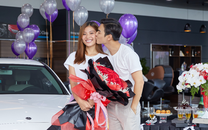 Được Jay Quân tặng xế hộp mừng kỷ niệm 10 năm, Chúng Huyền Thanh chia sẻ: 'Lần đầu gặp còn tưởng anh cong' Ảnh 2