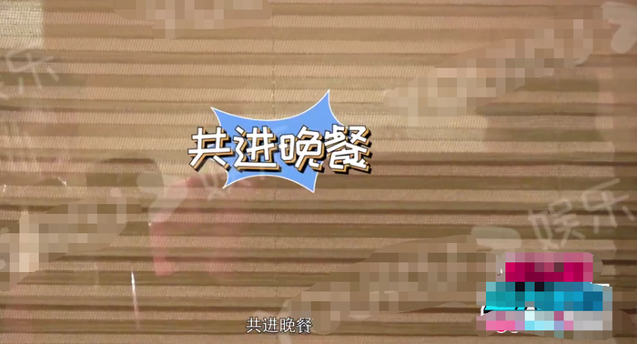 Nàng 'Tiểu Phong' Bành Tiểu Nhiễm lộ ảnh hẹn hò, cùng trai lạ qua đêm tại khách sạn? Ảnh 8