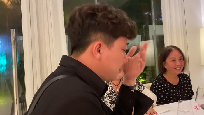 Trấn Thành khóc nức nở song ca cùng NSND Ngọc Giàu, nguyên nhân đằng sau khiến nhiều người xúc động Ảnh 4