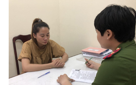 Bắt 'tú bà' lập nhóm chat Facebook 'Tập đoàn phò' để môi giới mại dâm Ảnh 2