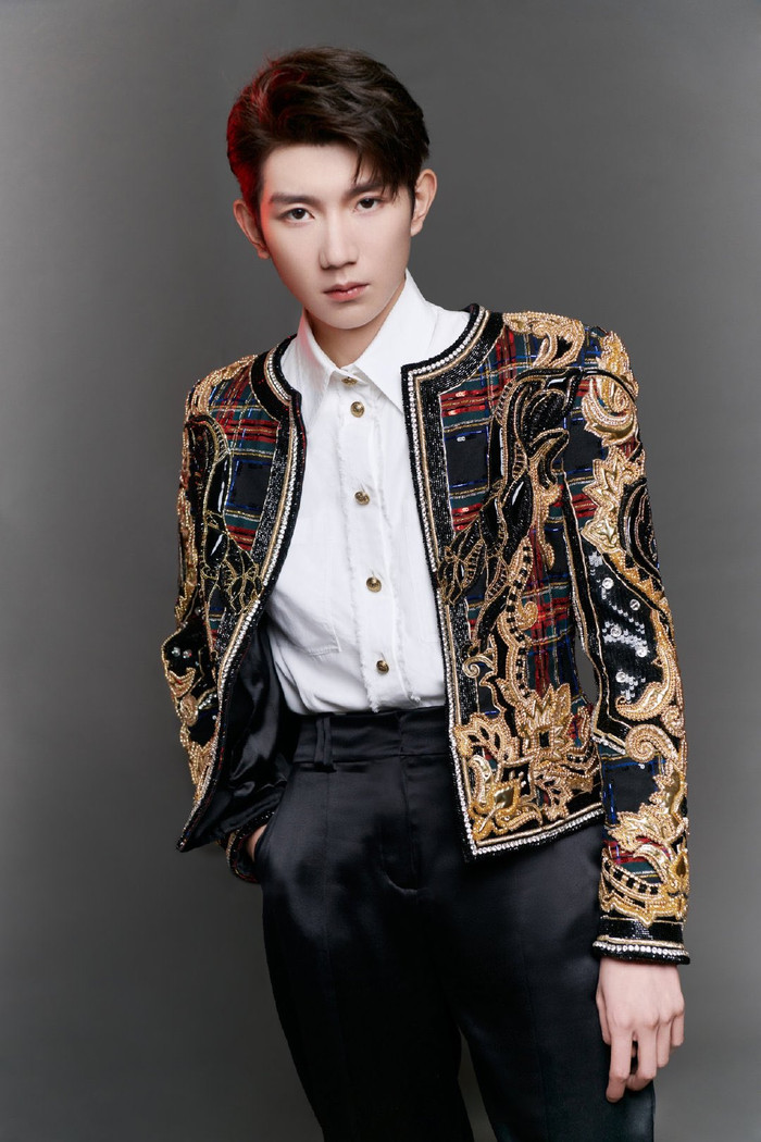 Không chỉ thưởng thức âm nhạc, khán giả còn được chiêm ngưỡng những visual xinh lung linh tại 'Đông phương phong vân bảng lần thứ 27' Ảnh 7