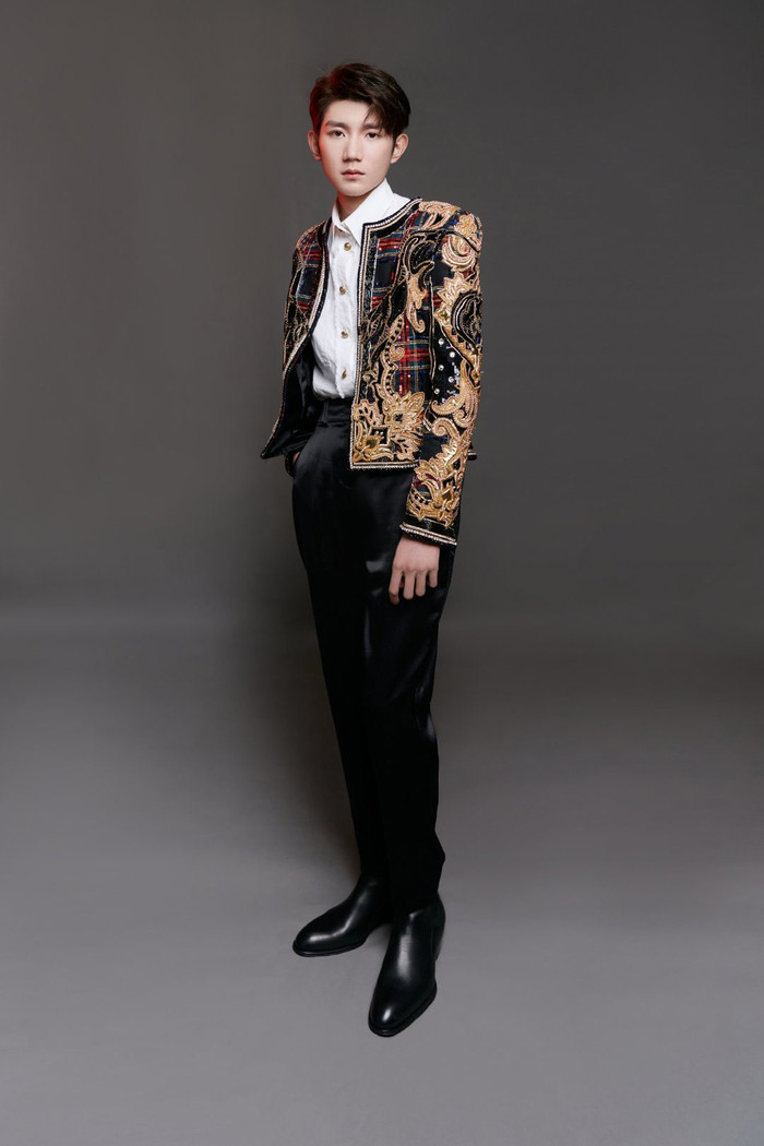 Không chỉ thưởng thức âm nhạc, khán giả còn được chiêm ngưỡng những visual xinh lung linh tại 'Đông phương phong vân bảng lần thứ 27' Ảnh 8