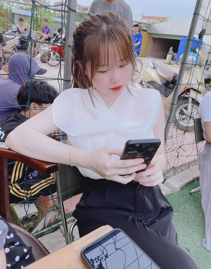 Huỳnh Anh tiết lộ bí quyết về làn da trắng hồng, dân mạng trầm trồ: Đơn giản thế ai cũng làm được! Ảnh 3