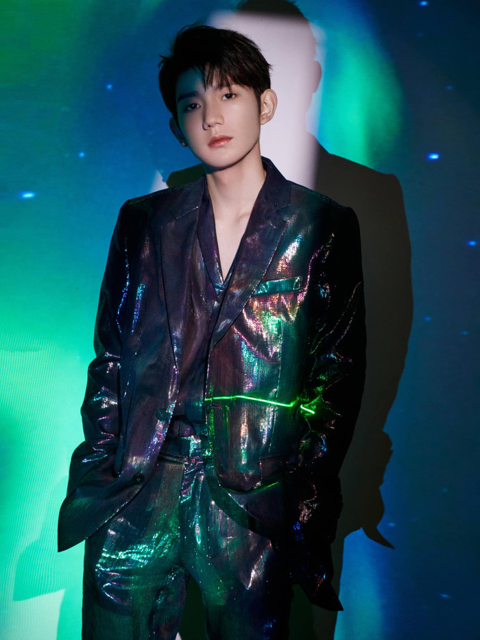 Dù đang tham gia Phong Vân Bảng nhưng Vương Nguyên vẫn lên xác nhận&nbsp;