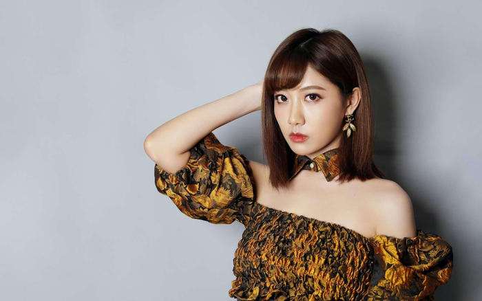 Khả năng hát live tệ nhưng Lý Nghệ Đồng vẫn được người hâm mộ ủng hộ và khen ngợi Ảnh 2