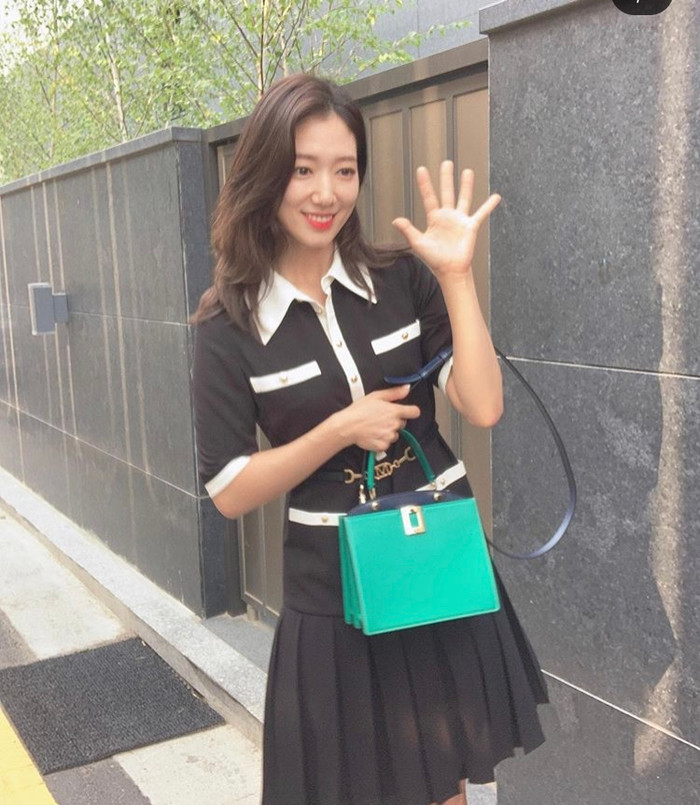 Han Ji Min hóa nữ thần 20 tuổi, áp đảo nhan sắc Son Ye Jin - Yoona và Suzy Ảnh 26