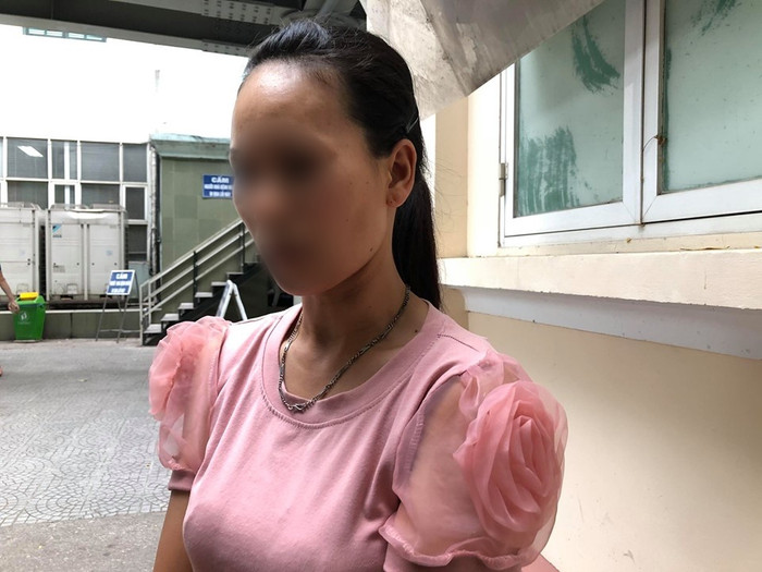 Vợ anh Q. tại bệnh viện.