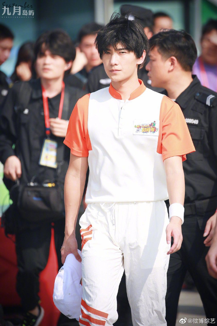 'Ca ca tràn đầy sức sống' chưa phát sóng đã gây tranh cãi khi Dương Dương xuất hiện ở bệnh viện? Ảnh 11