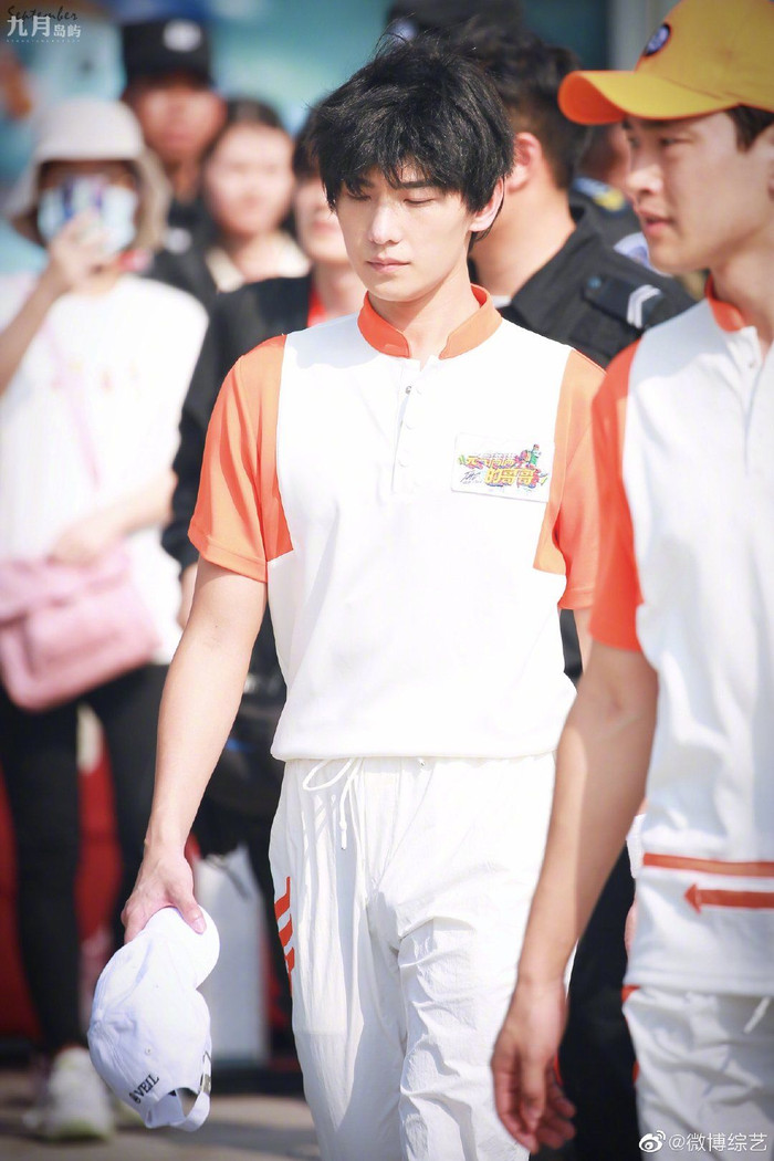 'Ca ca tràn đầy sức sống' chưa phát sóng đã gây tranh cãi khi Dương Dương xuất hiện ở bệnh viện? Ảnh 9