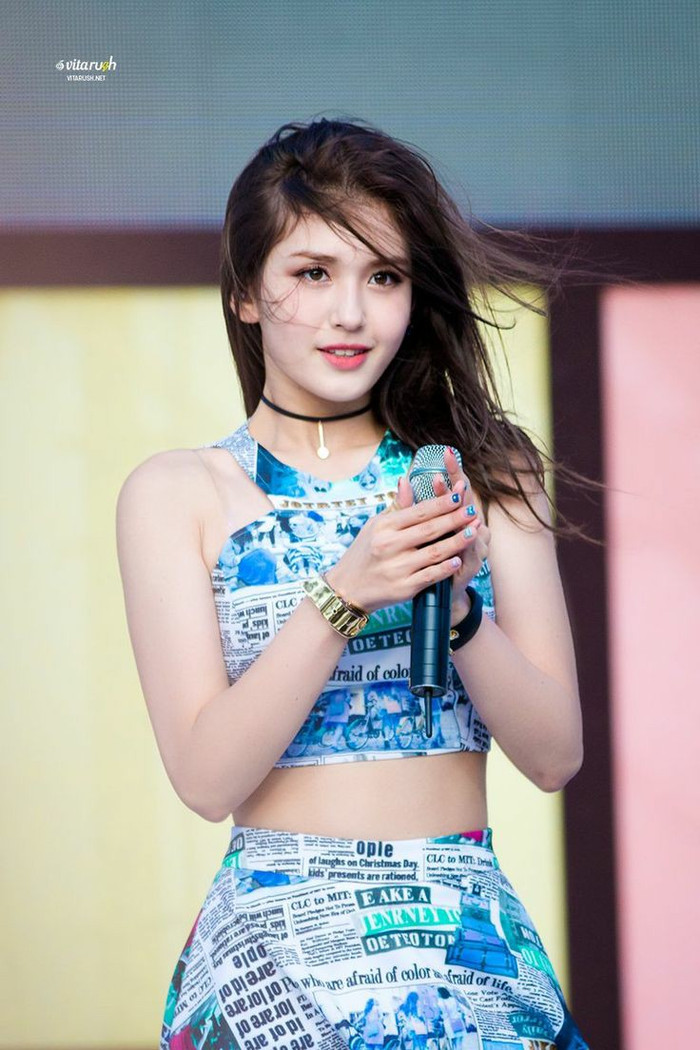 Jeon Somi.