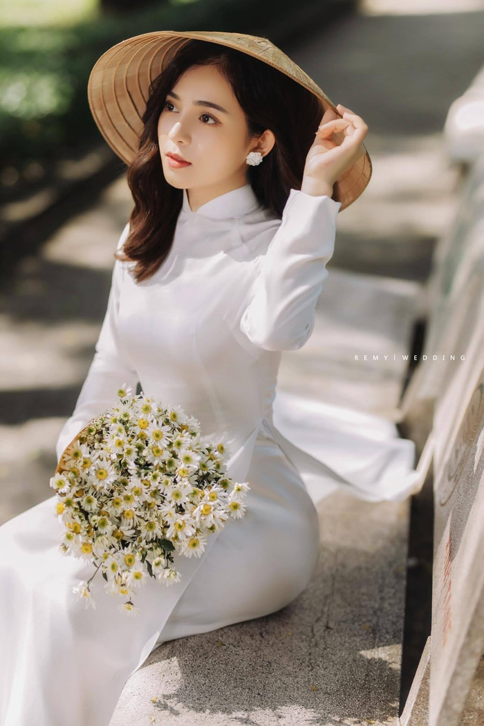 Nữ MC truyền hình 'gây sốt' về nhan sắc lẫn tài năng, được ví như 'Cổ Lực Na Trát phiên bản Việt' Ảnh 9