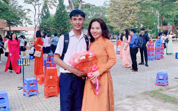 Nam sinh đạt điểm tuyệt đối bài luận, xuất sắc giành học bổng toàn phần ngành Trí tuệ Nhân tạo Đại học FPT Ảnh 2