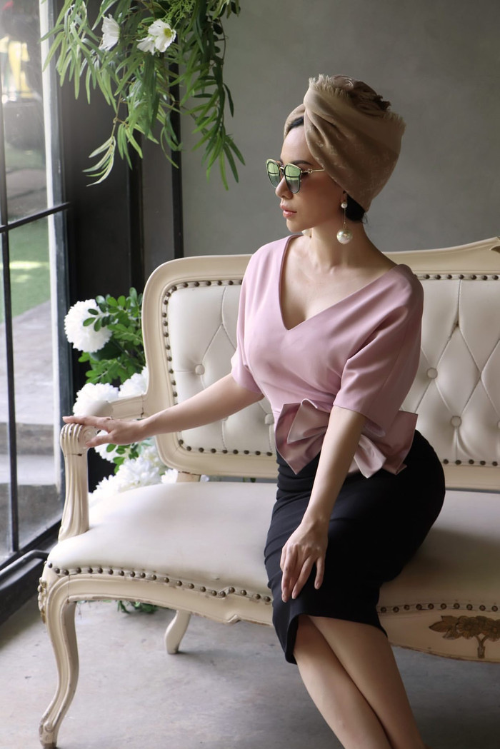 Một set đồ quá đỉnh cho buổi cà phê cùng bạn bè trong tiết thu mát lành