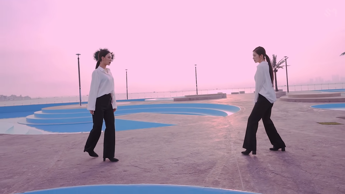 'Căng não' xem phiên bản solo của Naughty (Red Velvet): SM đỉnh tới mức khiến fan còn loạn xạ không biết ai là Irene Ảnh 4