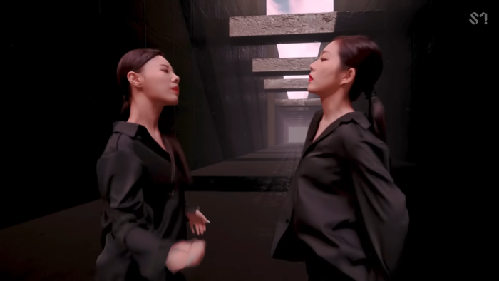 'Căng não' xem phiên bản solo của Naughty (Red Velvet): SM đỉnh tới mức khiến fan còn loạn xạ không biết ai là Irene Ảnh 11