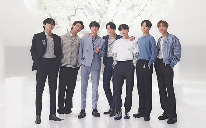 Phá kỉ lục TVXQ, BTS tiếp tục ghi danh trong 'bảng vàng' doanh thu tuần đầu tiên trên BXH Oricon Nhật Bản Ảnh 2