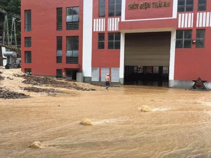 Mưa lớn nhấn chìm nhiều tuyến đường ở Hà Giang, đã có 5 người tử vong Ảnh 12