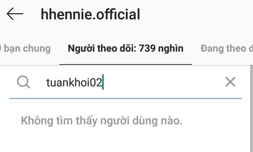 Trước đó cả đều 2 bỏ theo dõi nhau trên Instagram.