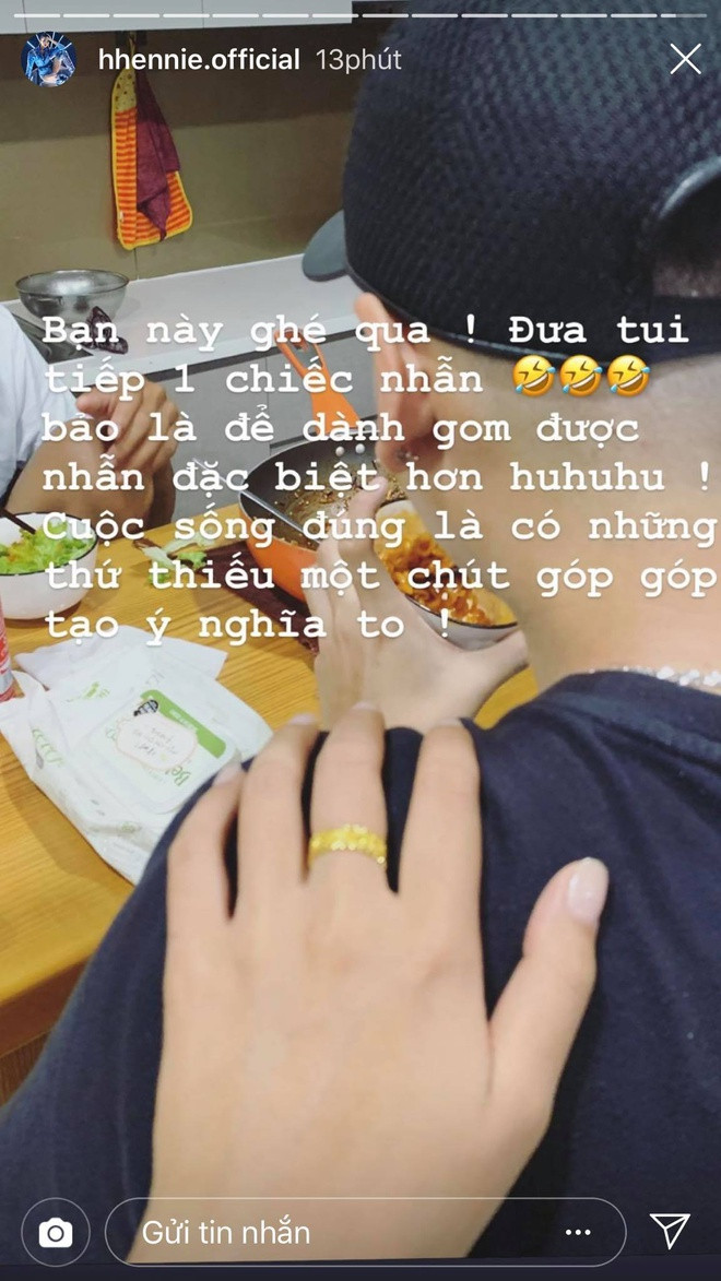 H'Hen Niê được bạn trai tặng nhẫn: 'Để dành để gom được nhẫn đặc biệt hơn' Ảnh 4