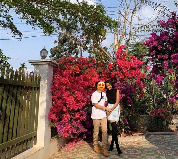 H'Hen Niê được bạn trai tặng nhẫn: 'Để dành để gom được nhẫn đặc biệt hơn' Ảnh 6