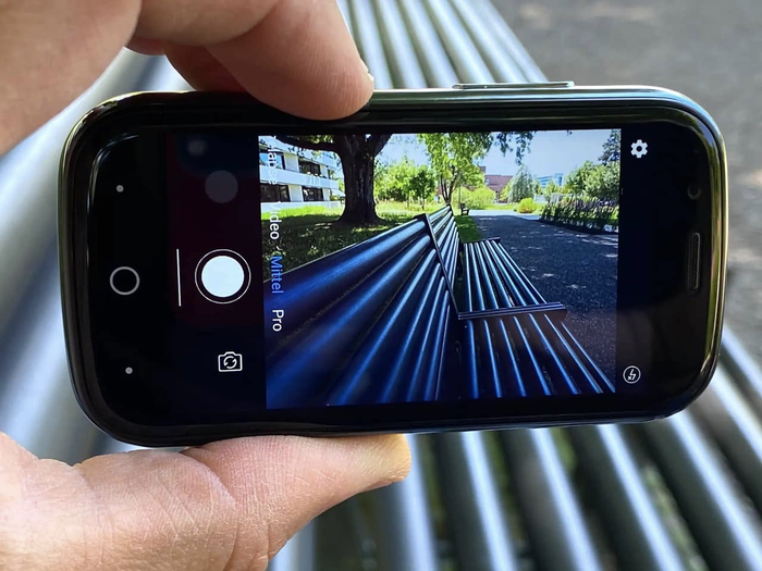 Dù nghe có vẻ khủng nhưng theo The Verge, chất lượng ảnh cho ra không sắc nét, thiếu sự tương phản. (Ảnh: Garumax)