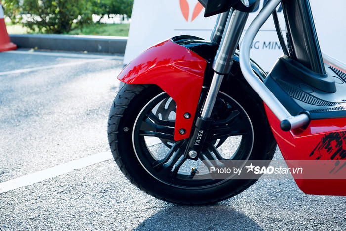 YADEA trình làng bộ đôi xe máy điện mới ở VN, điểm nhấn ở thiết kế và ắc quy ấn tượng Ảnh 16