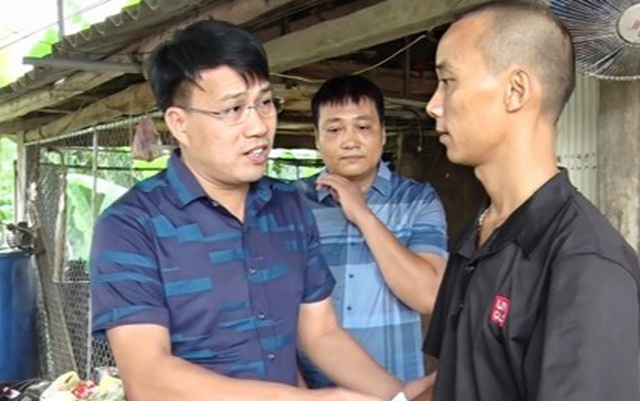 Hai anh em liều mình lao ra giữa sông Lô cứu người bị lũ cuốn trôi Ảnh 2