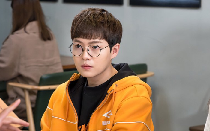 Sao 'Nhà trọ Waikiki' Son Seung Won lộ diện sau khi ra tù Ảnh 2