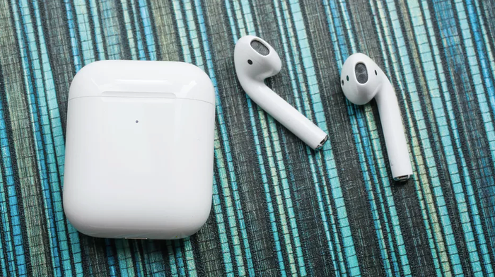 AirPods 2. Ảnh: CNET