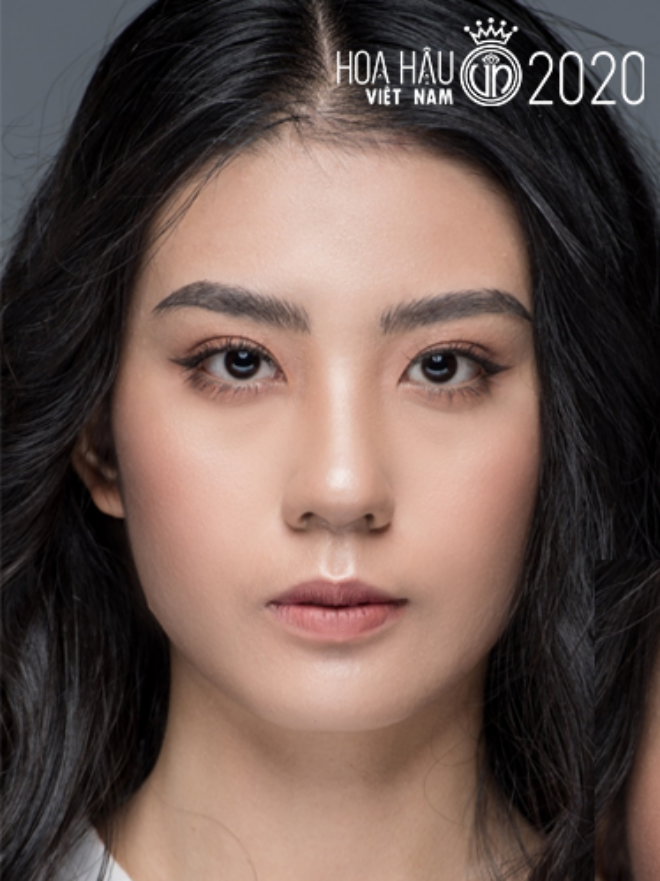 Trần Phúc Triệu Uyên sinh năm 1998, quê quán ở Hải Phòng. Hiện cô nàng đang hoạt động trong lĩnh vực người mẫu.