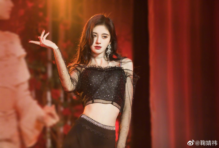 'Mộ nam chi' khai máy: Hai nhan sắc đỉnh cao Cúc Tịnh Y và Tăng Thuấn Hy gây sự chú ý Ảnh 16