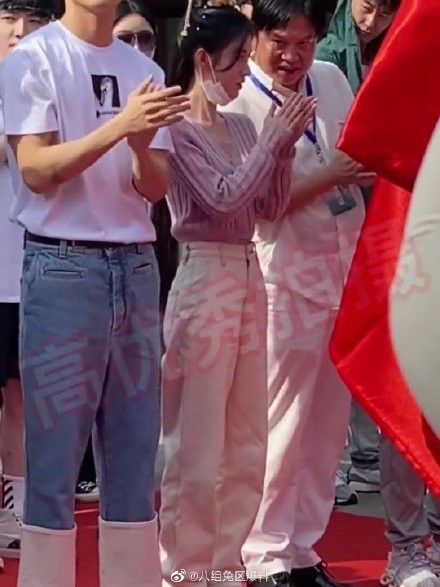 'Mộ nam chi' khai máy: Hai nhan sắc đỉnh cao Cúc Tịnh Y và Tăng Thuấn Hy gây sự chú ý Ảnh 11