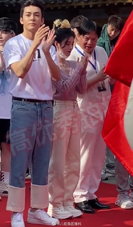 'Mộ nam chi' khai máy: Hai nhan sắc đỉnh cao Cúc Tịnh Y và Tăng Thuấn Hy gây sự chú ý Ảnh 12